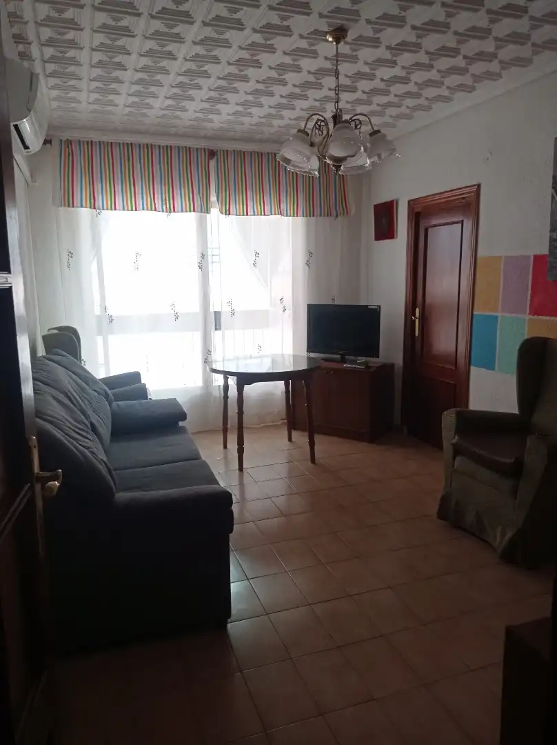 Piso en  Calle Periodista Sánchez Asensio 2 - Foto 8