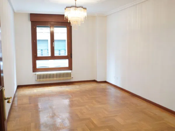 Piso en Calle Avellanos, 5, Salesas-Foncalada-Campoamor - Foto 12