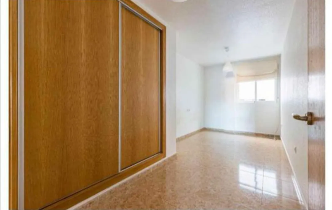 Piso en  Calle Calvario 109 - Foto 3