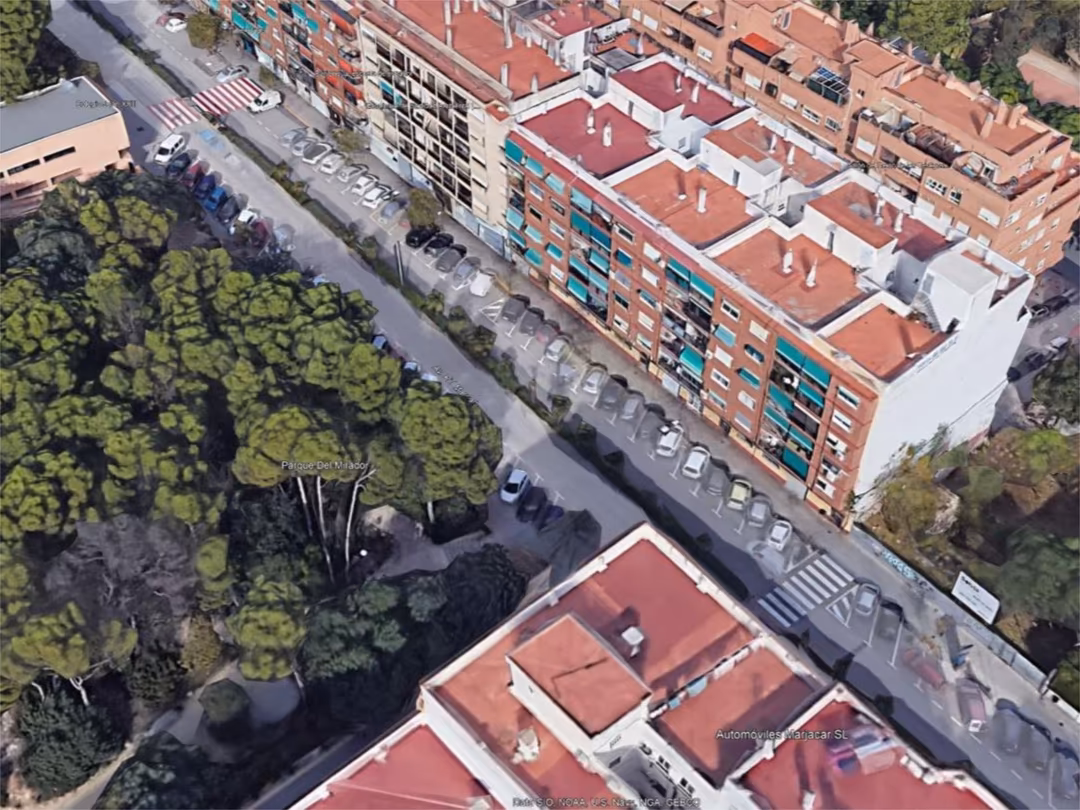 Piso en avenida Avinguda Pi I Margall 42