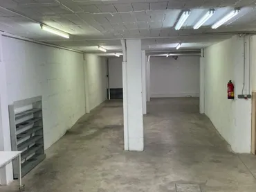 Local comercial en  Carrer del Garrofer 50 - Foto 11