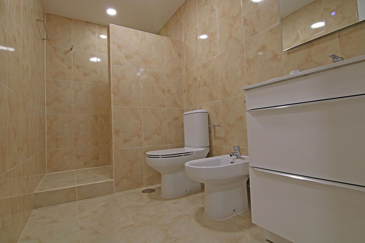 Chalet adosado en Gerena - Foto 31