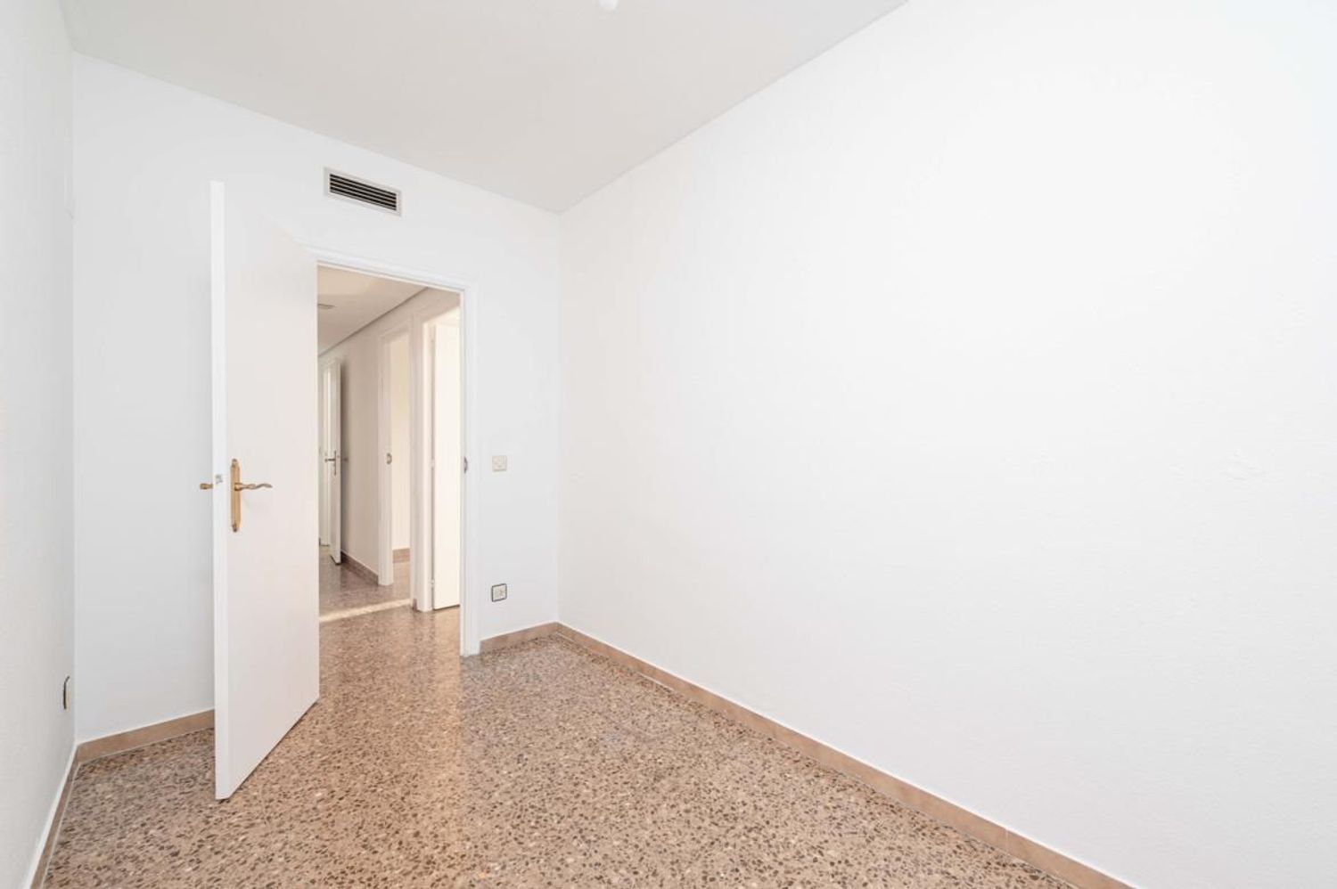 Piso en Avenida de Cesáreo Alierta, 23, Parque Miraflores - Foto 10