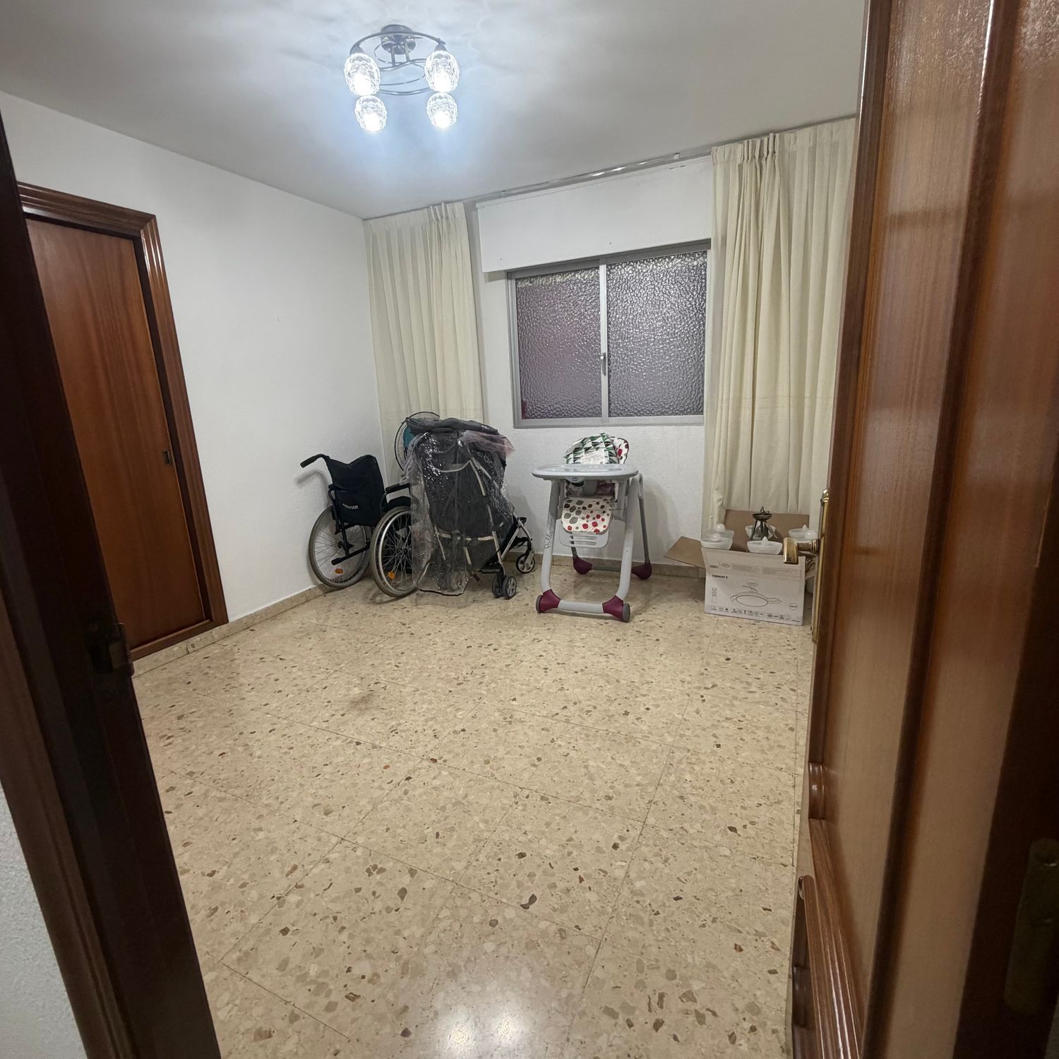 Piso en Calle de las Escuelas, 5 - Foto 2
