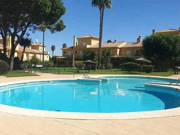 Casa independiente en avenida Octavio Augusto, 6 - Foto 1