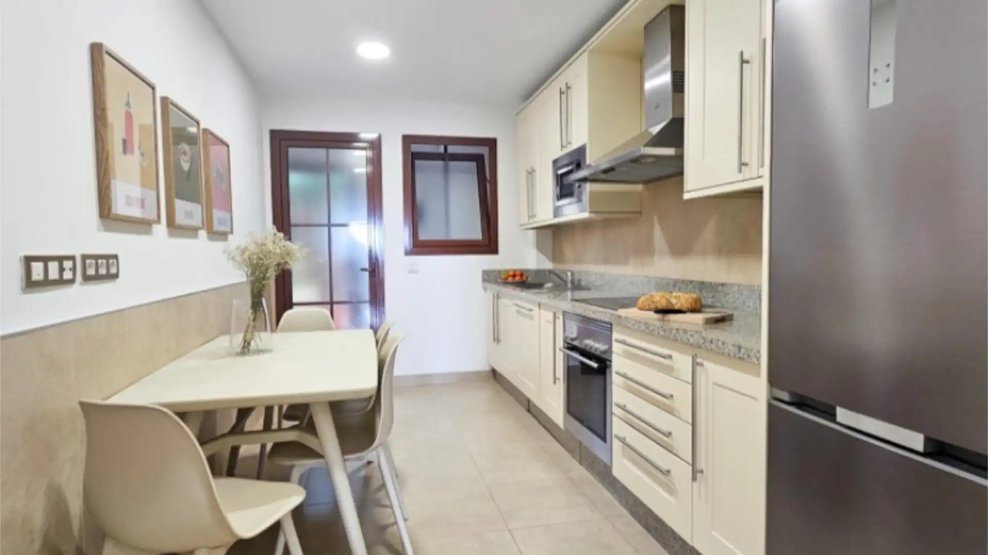 Piso en  Calle Pirineos 5 - Foto 2