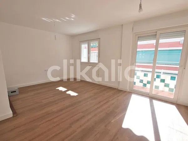 Piso en calle Facheca