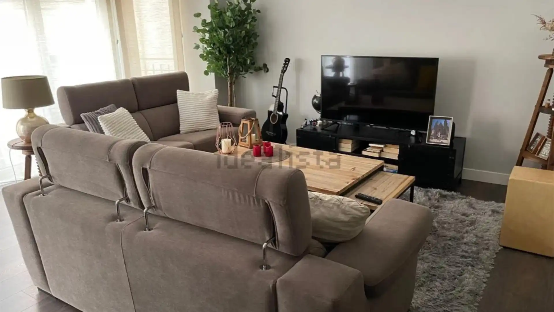 Piso en  Plaça de la Constitució 8 - Foto 2