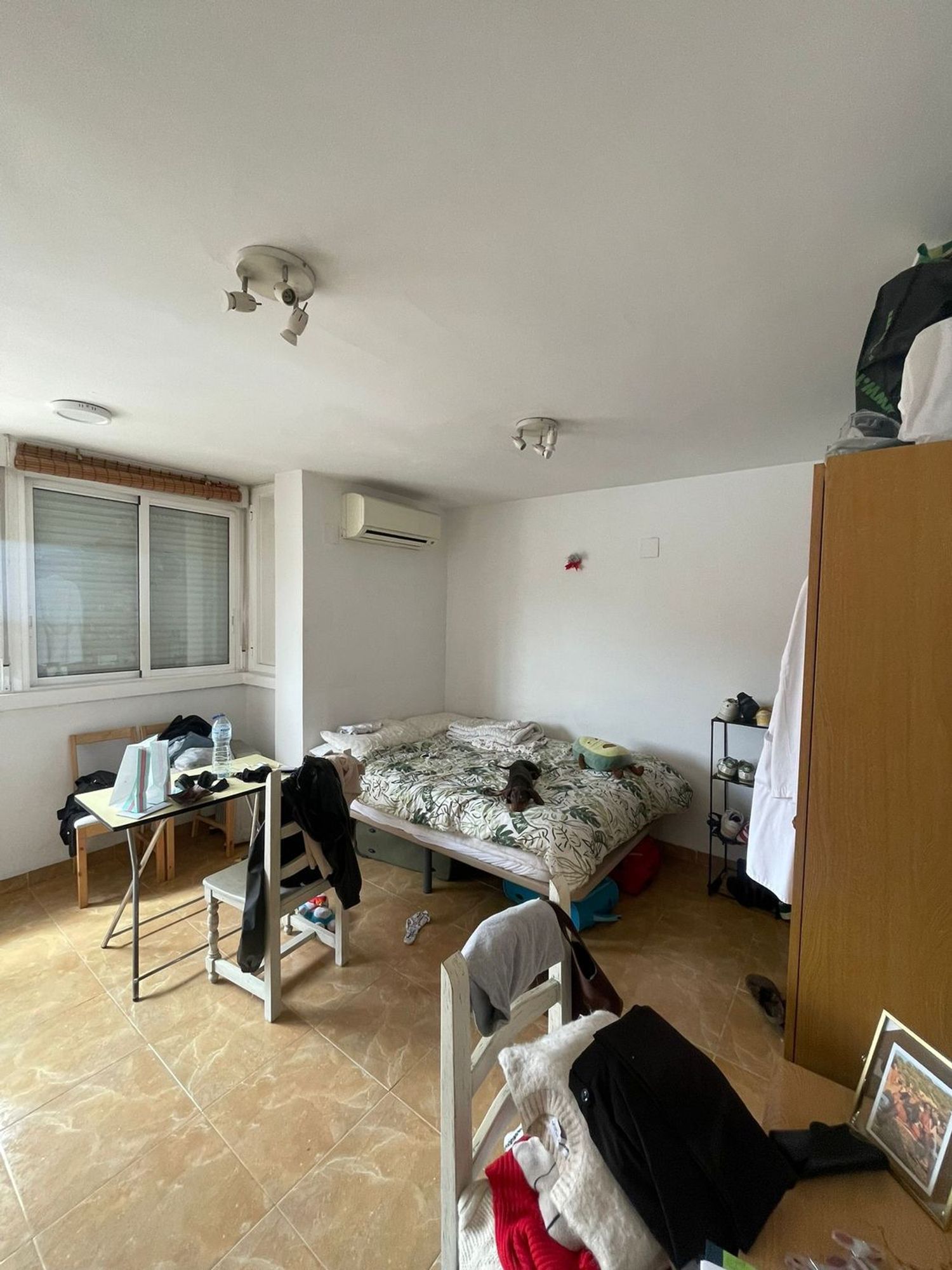 Estudio en calle de Xàtiva, 14 - Foto 1