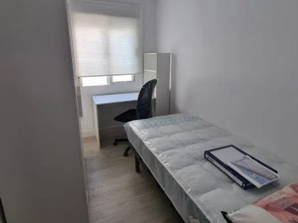 Piso en Calle Virgen de Valvanera, 16, Buhaira - Huerta del Rey - Foto 2
