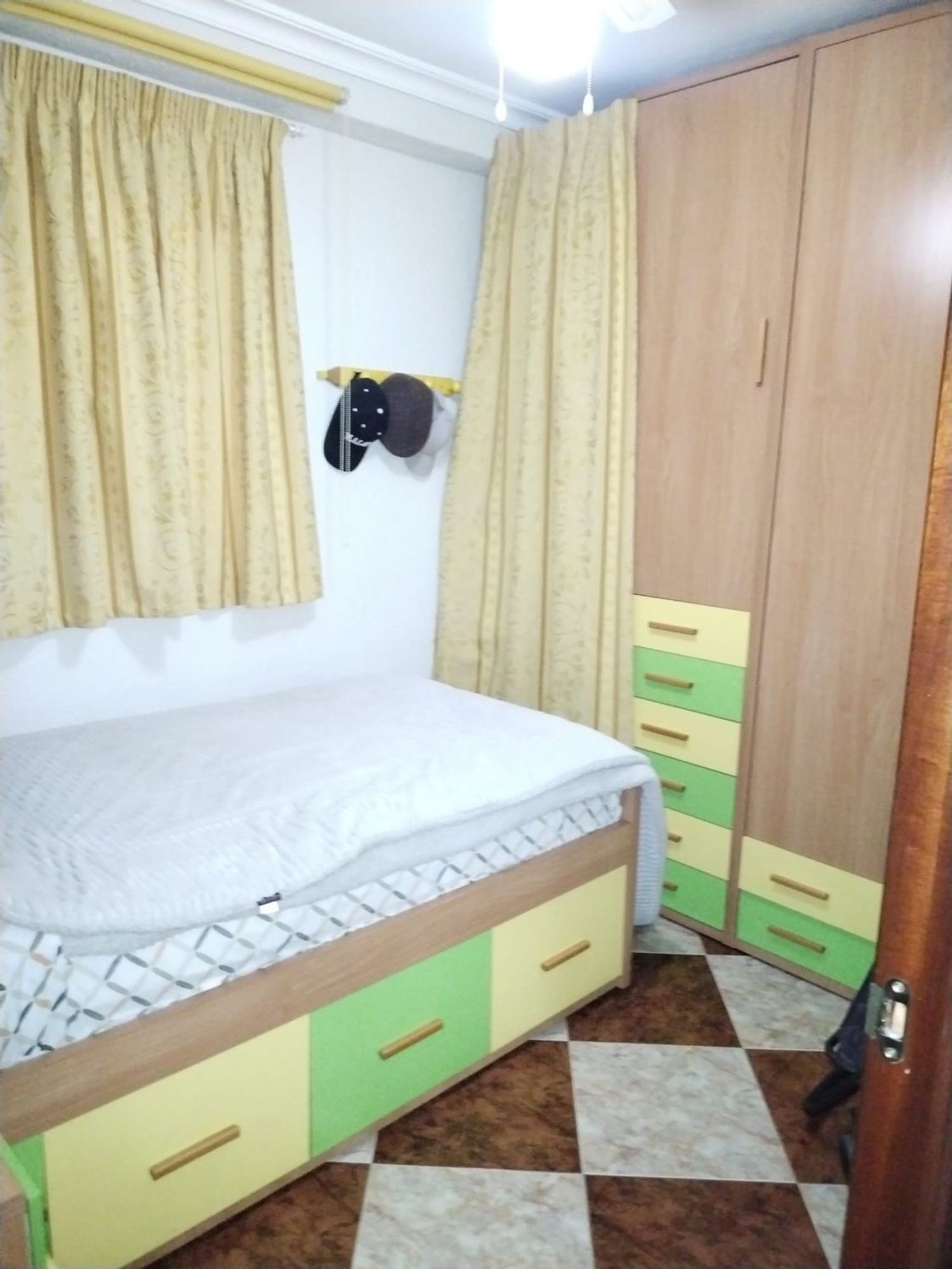 Piso en calle Héroe de Sostoa, 85 - Foto 5