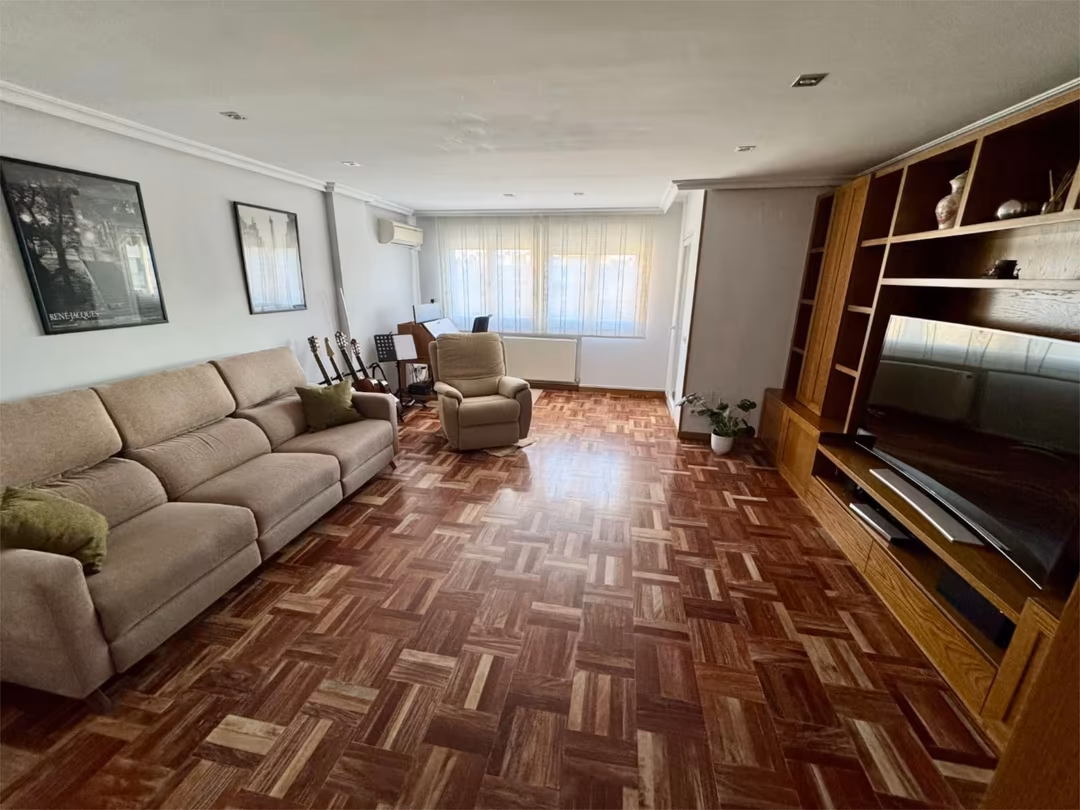 Piso en  Calle del Doctor Esquerdo 183