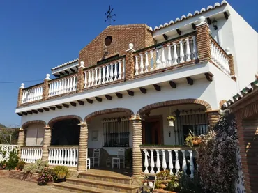 Finca rústica en calle Carretera de Benamargosa km 2 2 - Foto 2