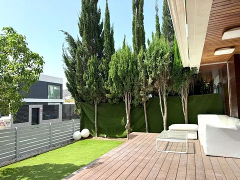 Chalet pareado en calle Manuel Hernández Toledo, 41 b