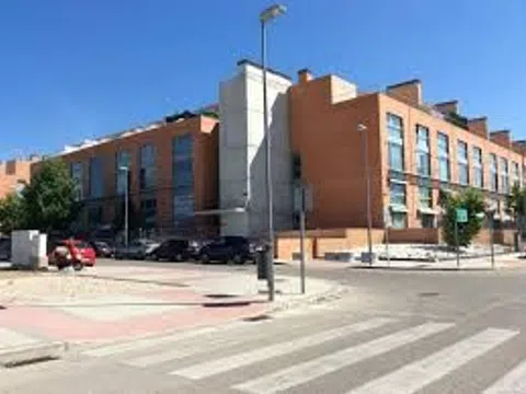 Piso en avenida M-40, 19