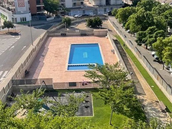 Piso en calle Silla, 28