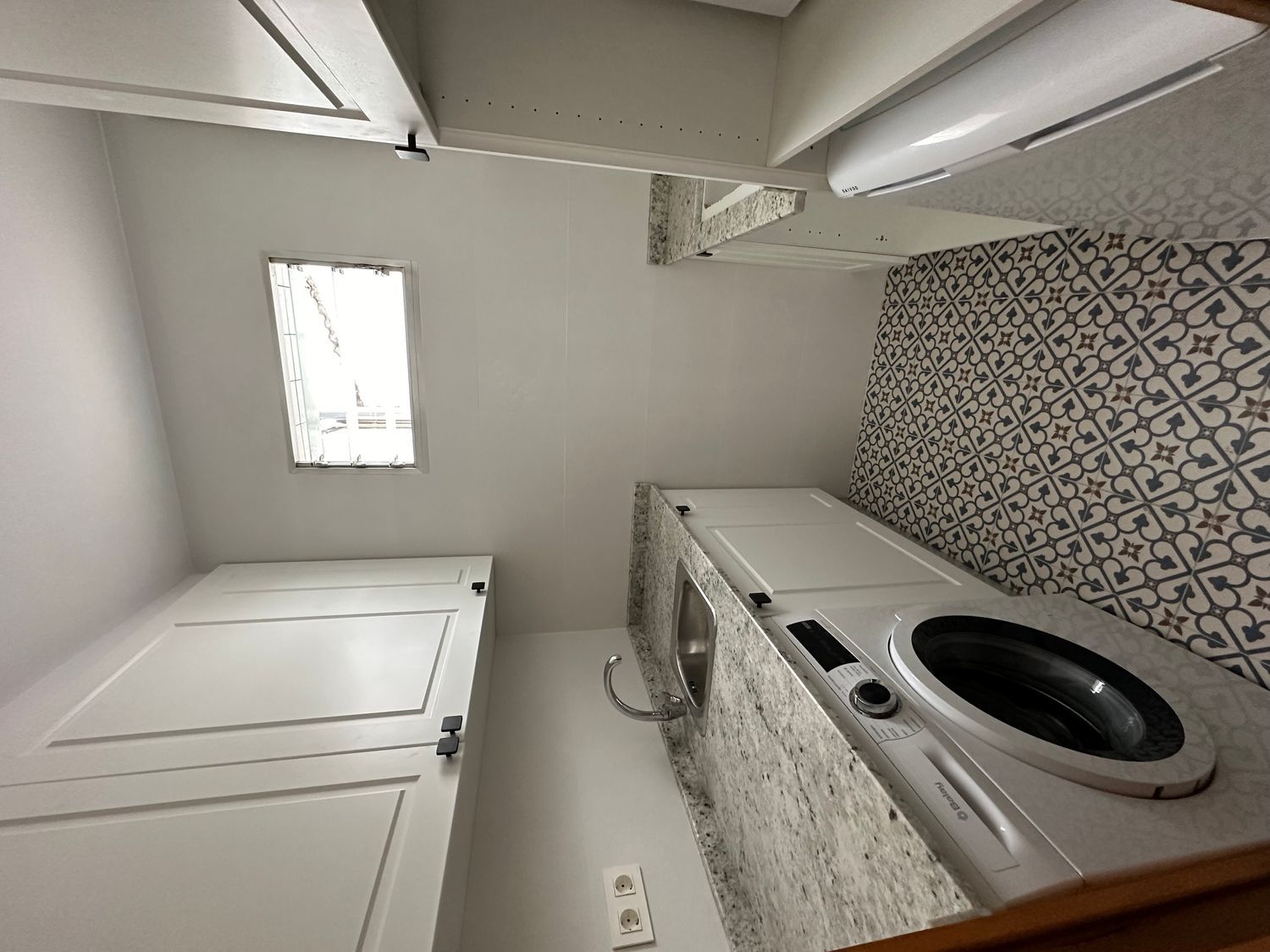 Estudio en calle de la Independencia, 14 - Foto 1