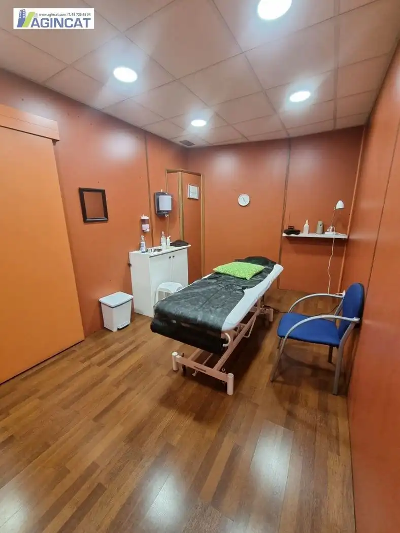 Local comercial en  N/A - Foto 12