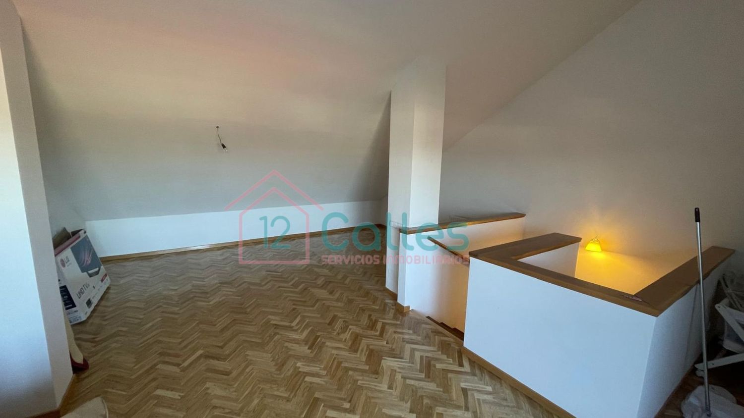 Chalet adosado en Calle Alhambra de Granada s/n, Nuevo Aranjuez-Ciudad de las Artes - Foto 34