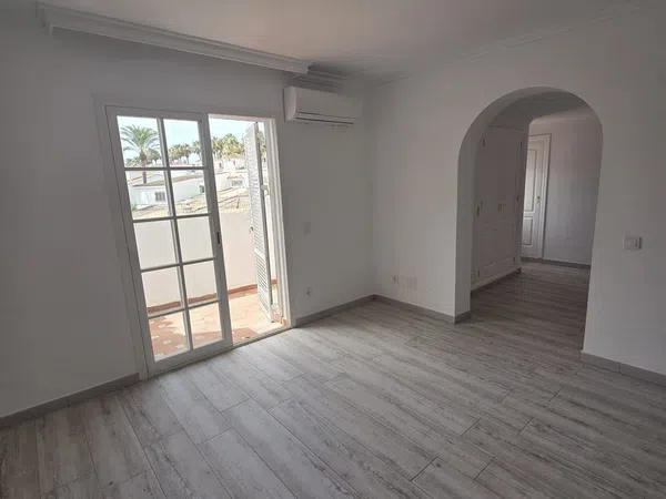 Chalet pareado en Calle Marqués de Ivanrey, 1, Las Lomas de Río Verde - Foto 13