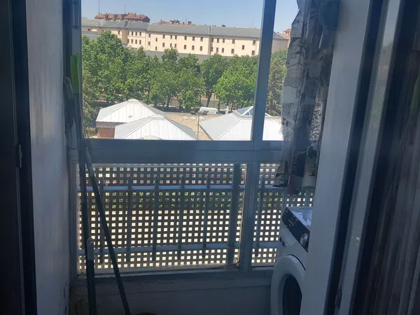 Piso en Calle Berlín, 1 n - Foto 2