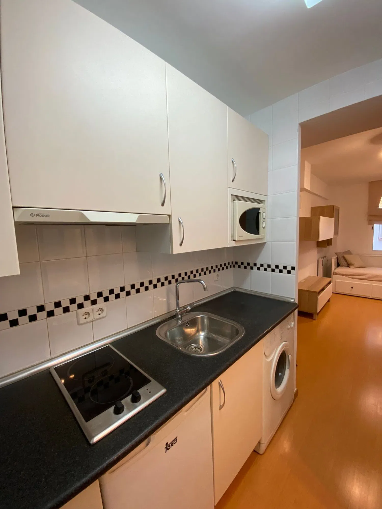 Estudio en avenida Bruselas, 76 - Foto 4