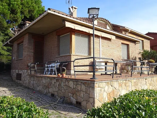 Casa o chalet independiente en Calle de les Alzines, 14, Can Violi - Can Poi de Bosc, Can Violi - Can Poi de Bosc - Foto 2