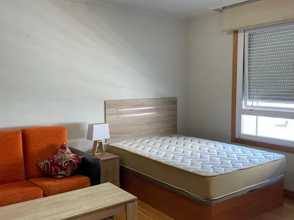 Estudio en calle Lugo, 10 n