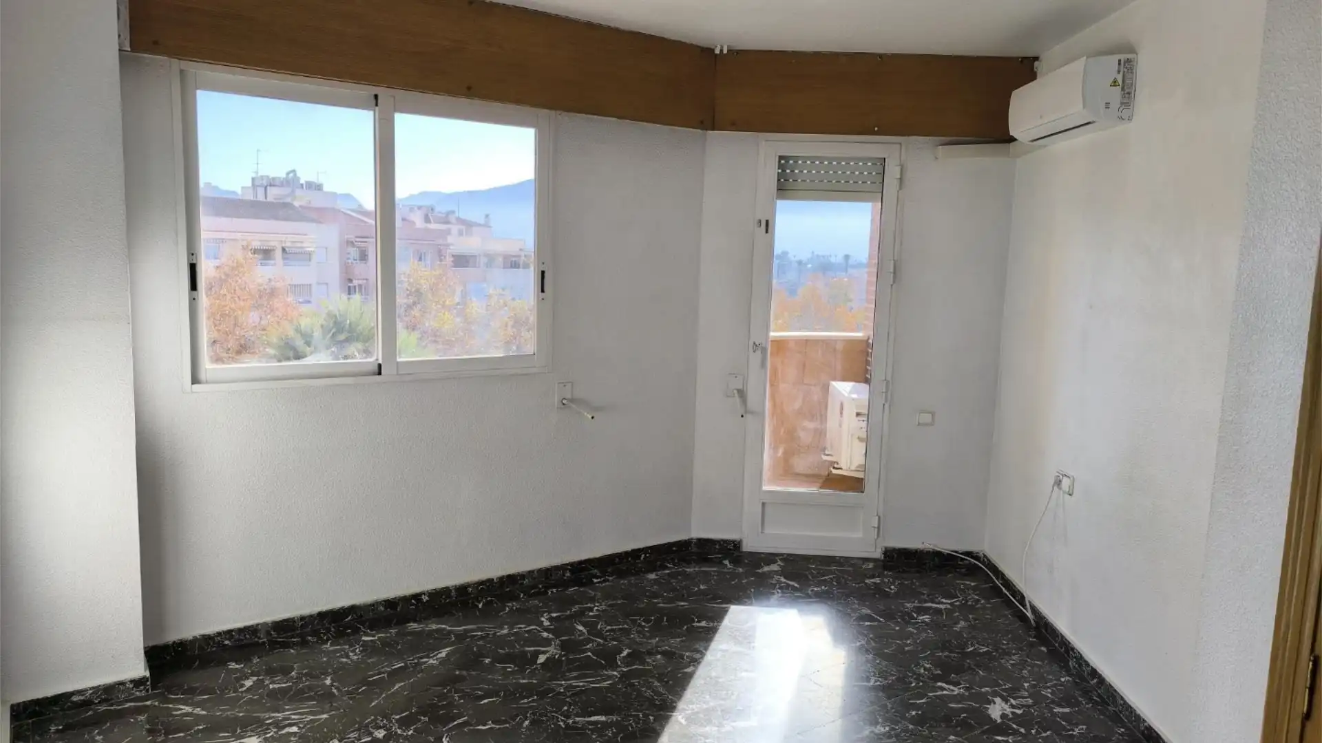 Piso en  Calle Historiador Juan Torres Fontes 13 - Foto 7