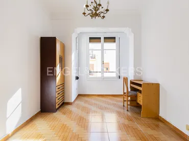 Piso en  Carrer de Lluís Oliag - Foto 3