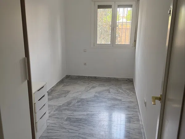 Piso en Calle Camilo José Cela, 1, Buhaira - Huerta del Rey - Foto 10