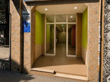 Local comercial en  Carrer del Pare Ferrís 39 - Foto 1