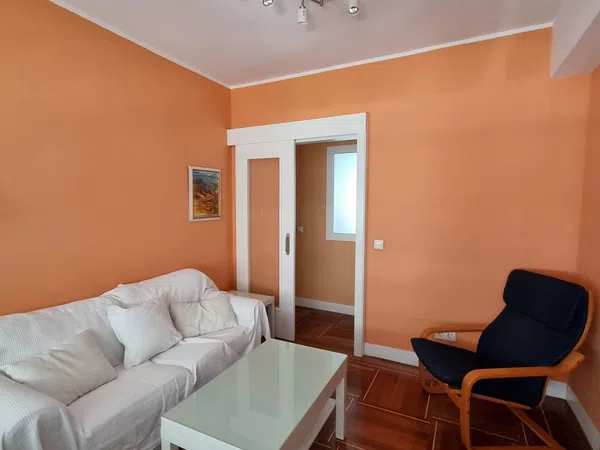 Piso en calle de María de Guzmán, 53