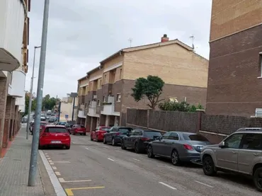 Casa adosada en  Avinguda de la Riera de Sant Llorenç 39 - Foto 2
