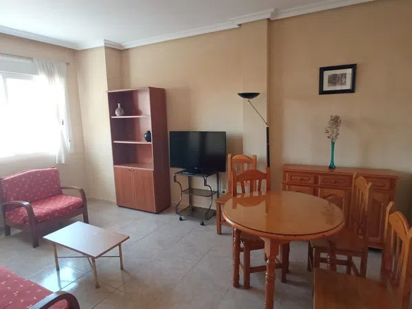 Piso en calle García Holguín, 18