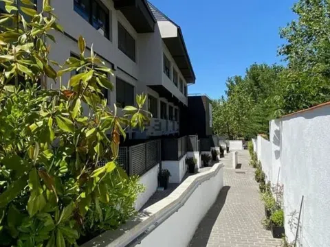 Dúplex en calle de la Guía, 1 b