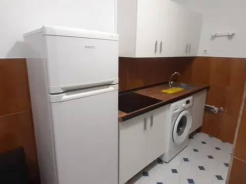 Estudio en calle consuelo de guzman, 9