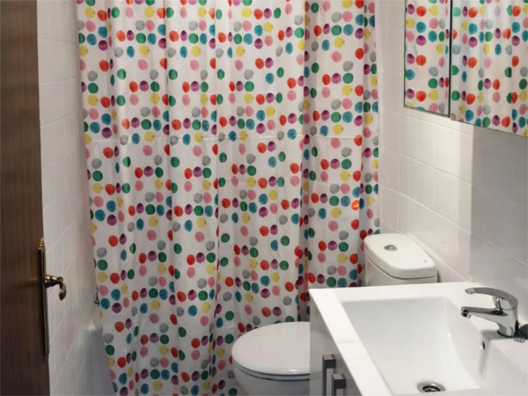 Piso en  Calle del Monasterio de la Oliva 4 - Foto 5