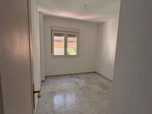 Piso en Paseo de Miramar - Foto 19