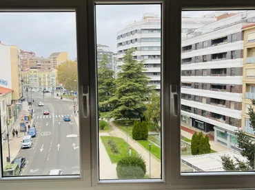 Piso en  Avenida de Portugal 1 - Foto 1