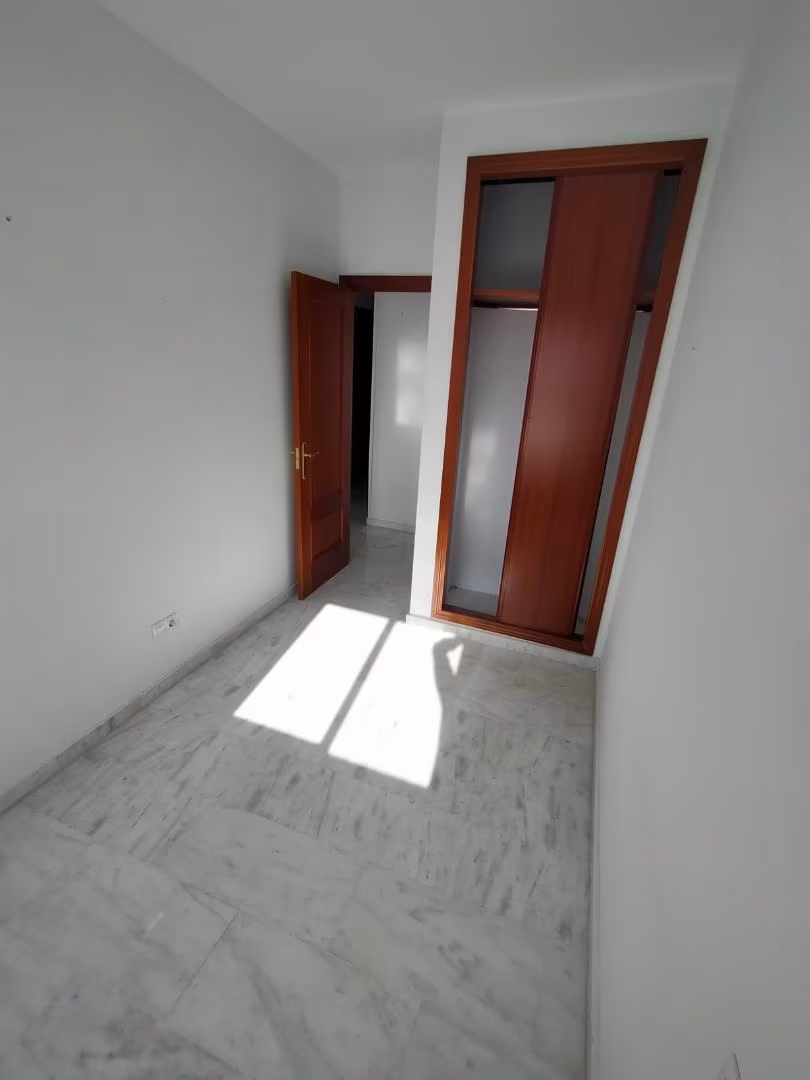 Piso en  Avenida de Bellavista 91 - Foto 4