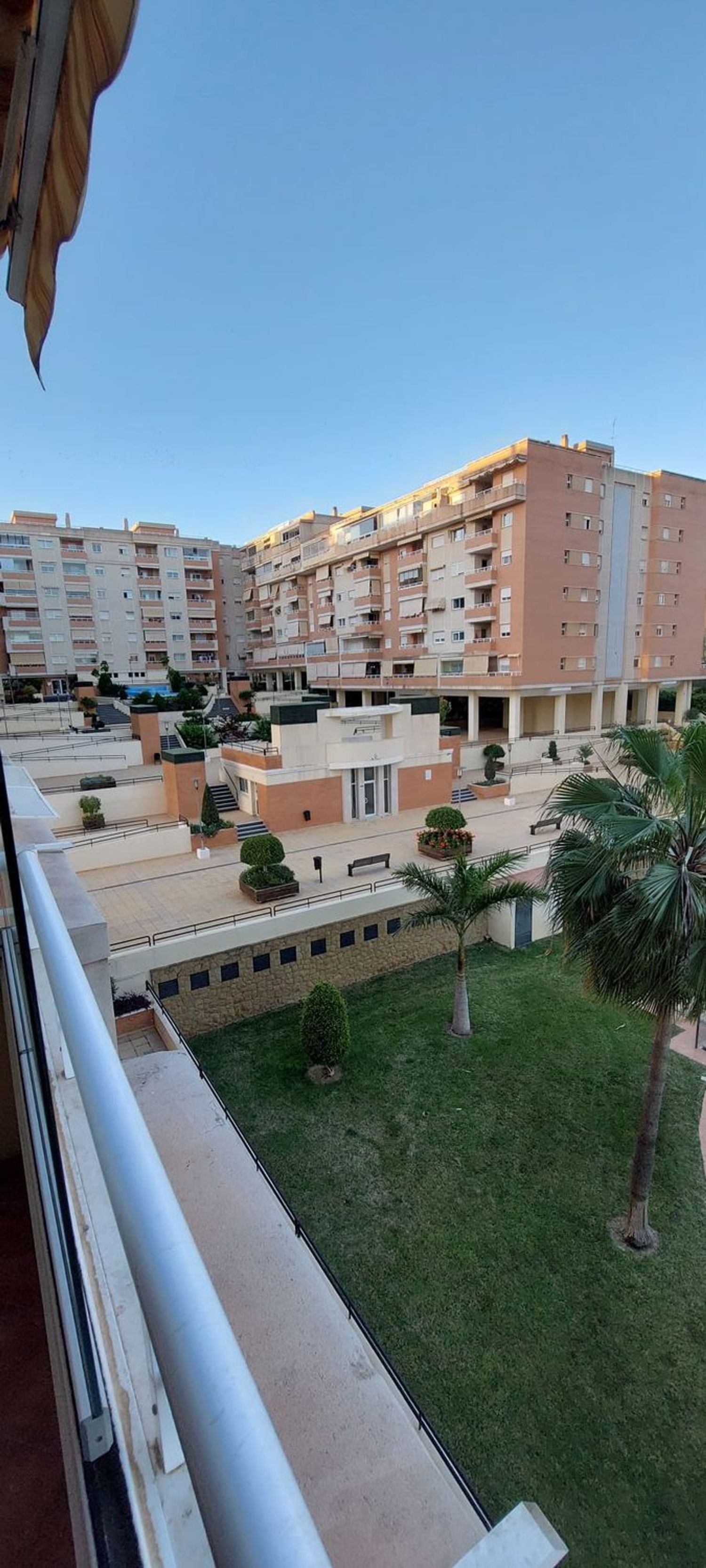 Piso en Calle Navarro Ledesma, 162, El Consul - El Romeral, Málaga - Foto 1