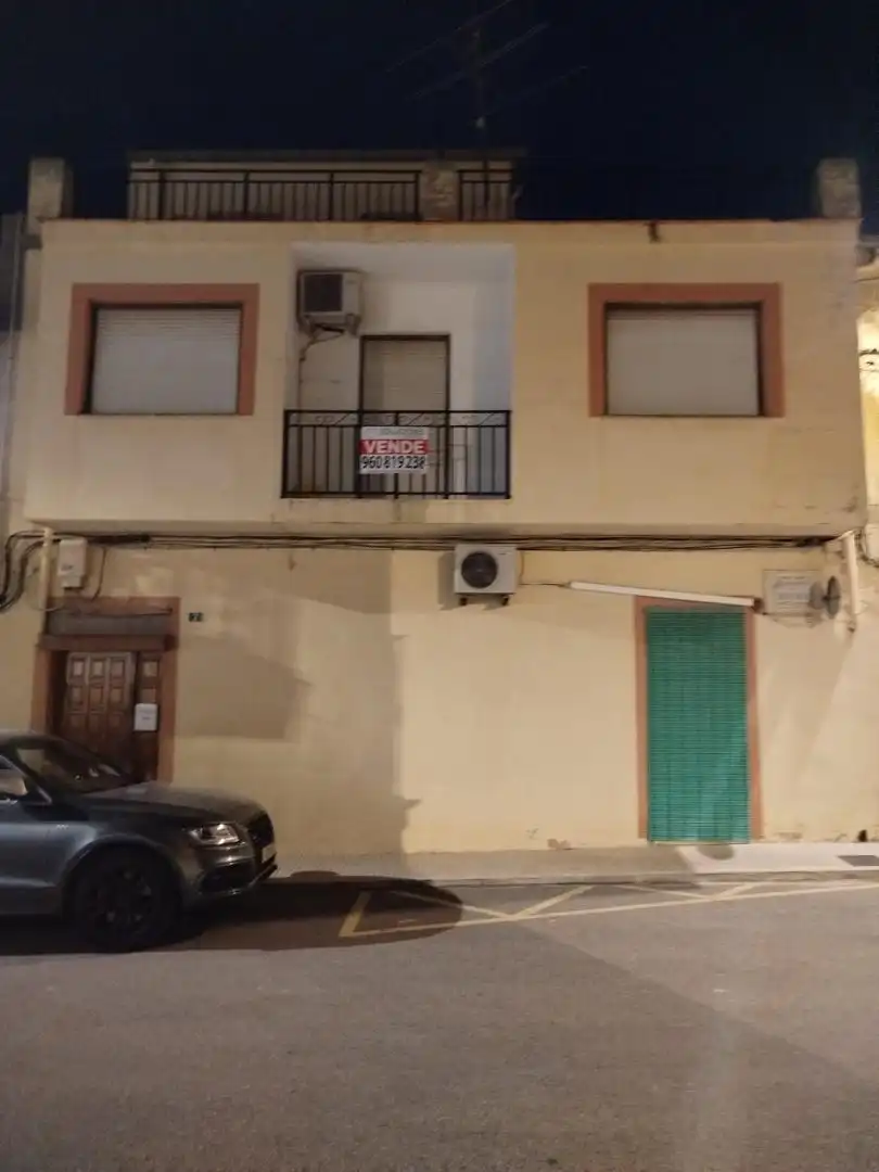 Piso en  Travessera Bufali 10 - Foto 4