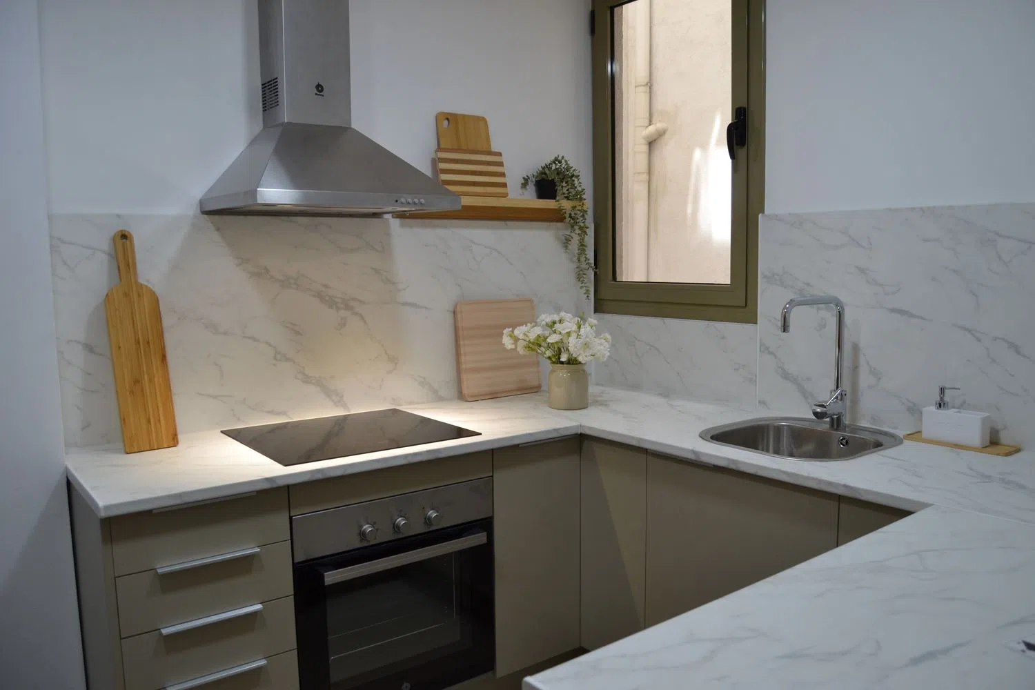 Piso en Barrio La Sagrada Família - Foto 7