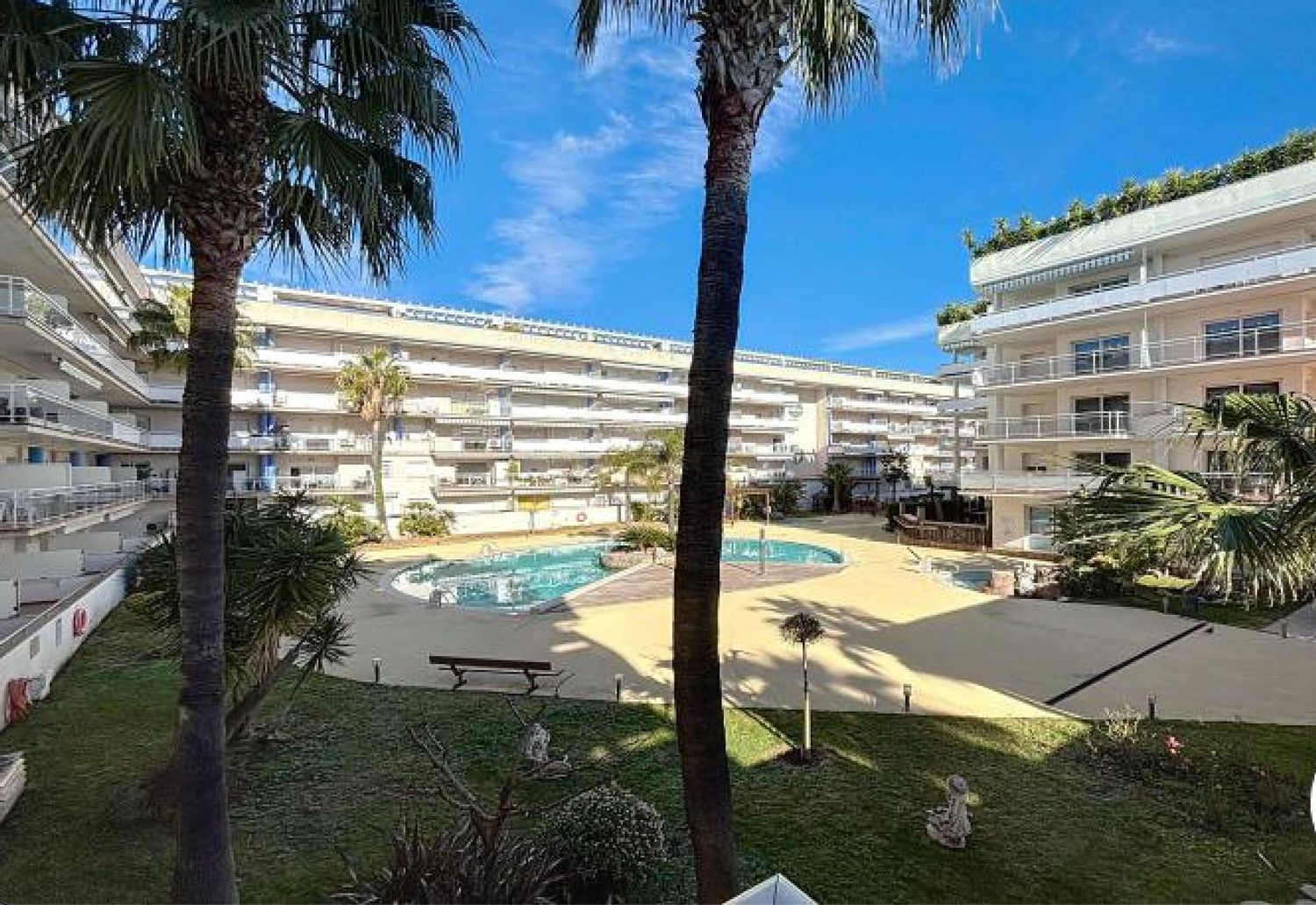 Piso en Avenida Port Canigó, 15 - Foto 19