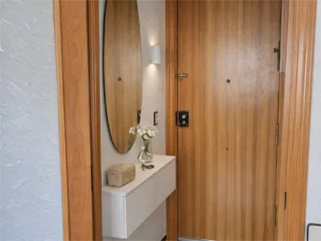 Piso en  Avinguda d'Amèrica 134 - Foto 2