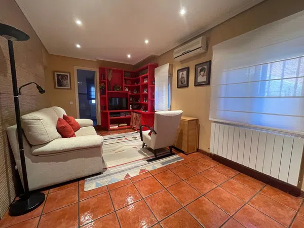 Piso en calle de Plus Ultra, 1