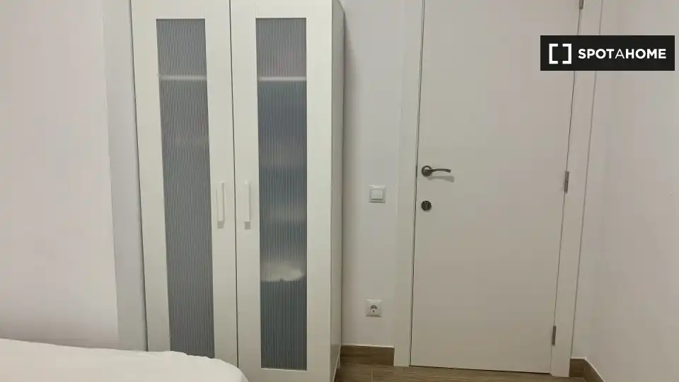 Piso en L'Hospitalet de Llobregat - Foto 18