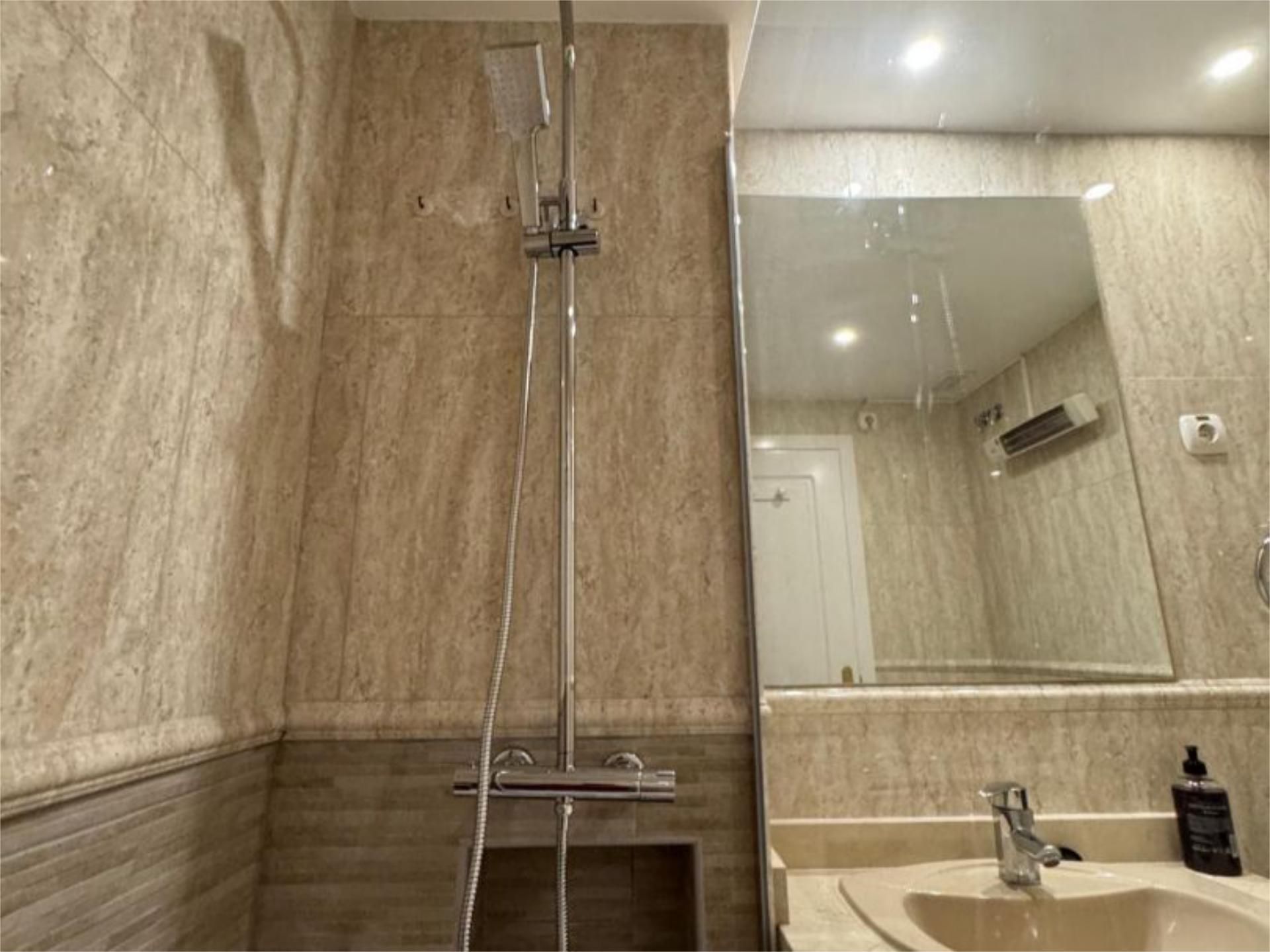 Piso en  Calle de Pirra 44 - Foto 14