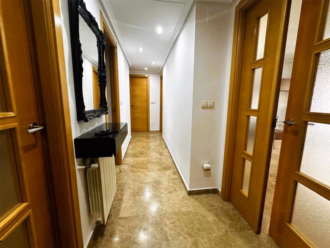 Piso en  Carrer Científico Jaime Santana 7 - Foto 9